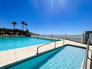 Estudio primera linea de playa con vistas al mar 6