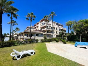 Estudio primera linea de playa con vistas al mar 3