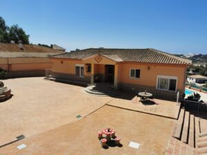 Villa en el campo 15