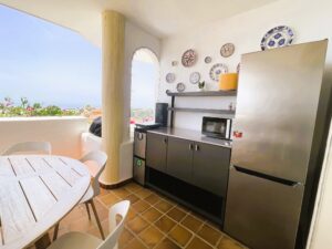 Bello y luminoso apto con vistas panoramicas 3