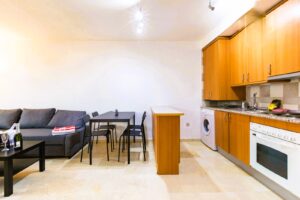 Apartamento en Parque de la Paloma 10
